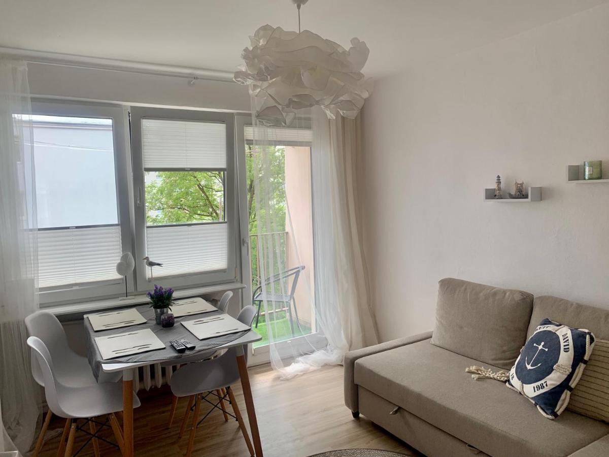 Wera - Klimatyczny Apartament 300 M Od Plazy Brzezno - Azw Danzica Esterno foto